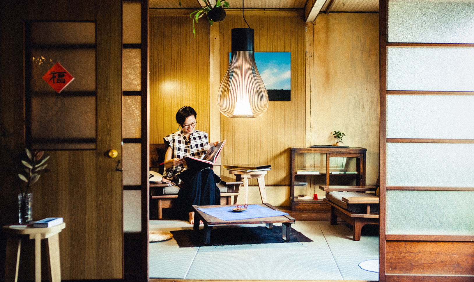 古書店「二手舎 京都」兼自宅 × ON・OFFが入り混じる店主の暮らし